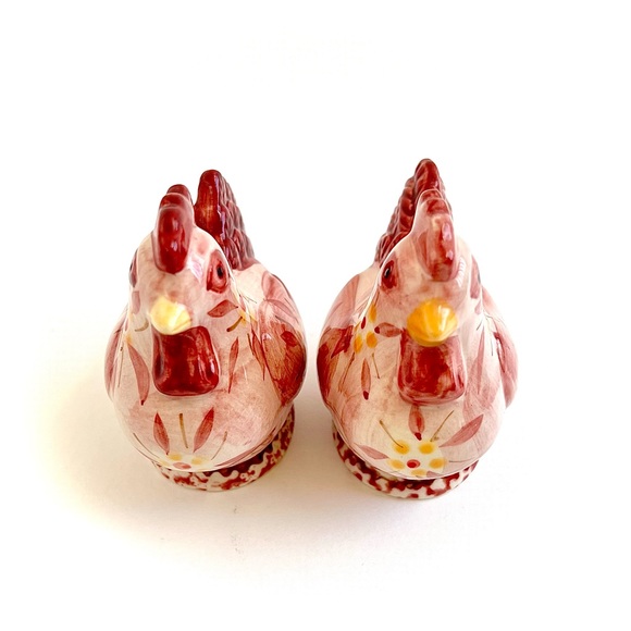 Vintage Temp-tations Old World Cranberry Chicken Salt & Pepper Shakers - Picture 4 of 10